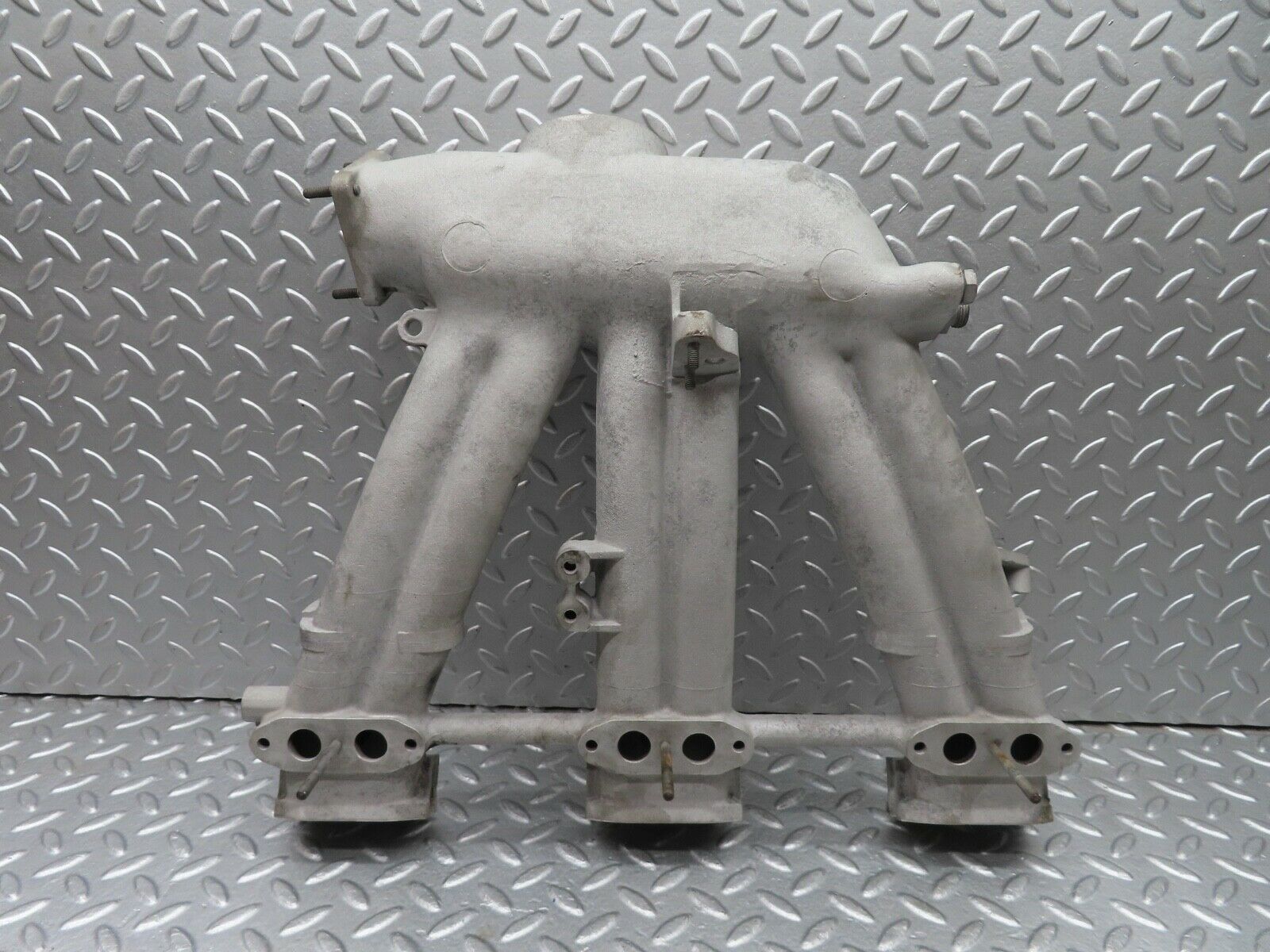 18206 Mercedes-Benz W111 220SE Coupe Intake Manifold 1271412501
