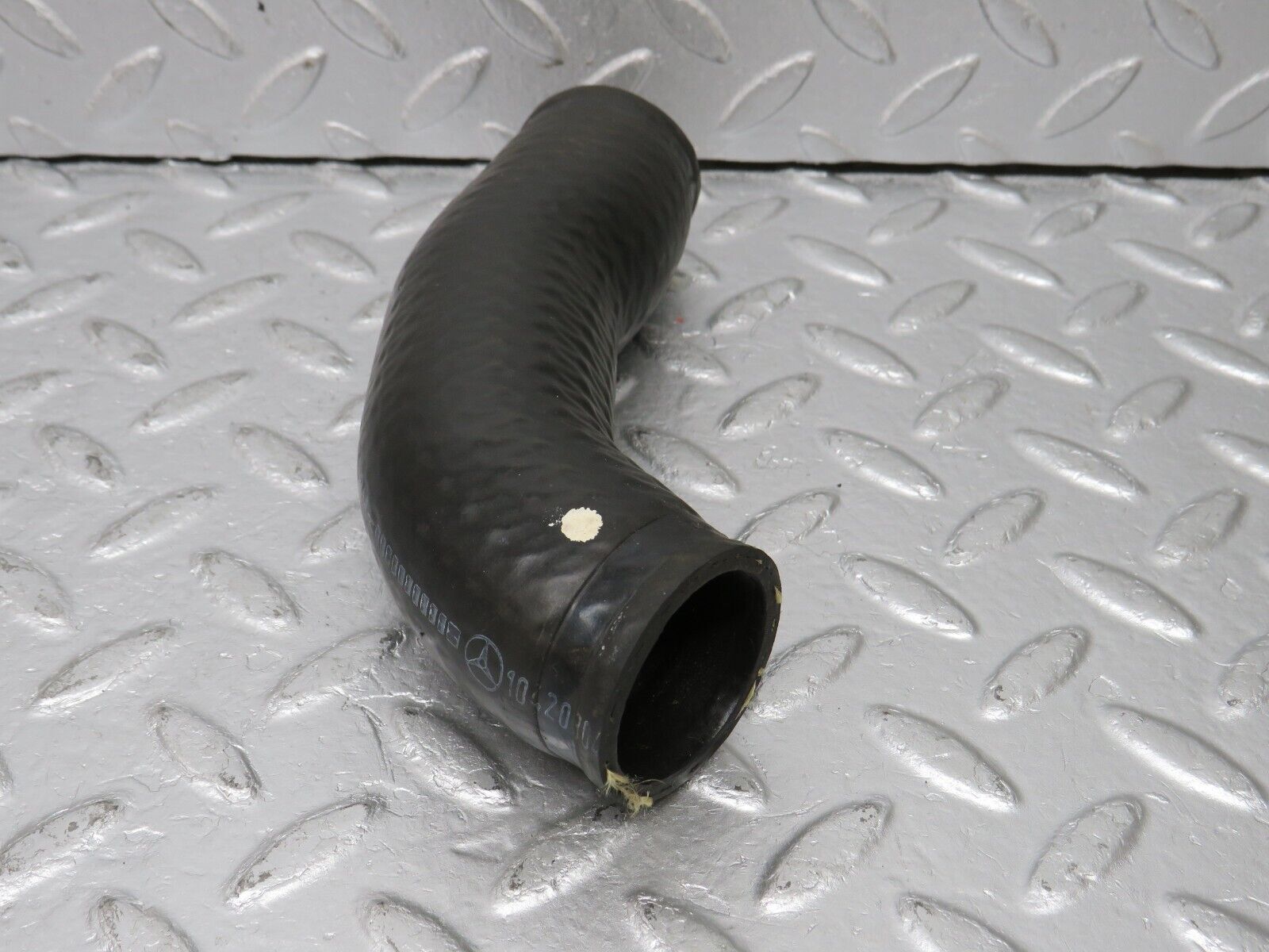 39620 Mercedes-Benz R129 320SL Coupe Radiator Hose Pipe 1042030482