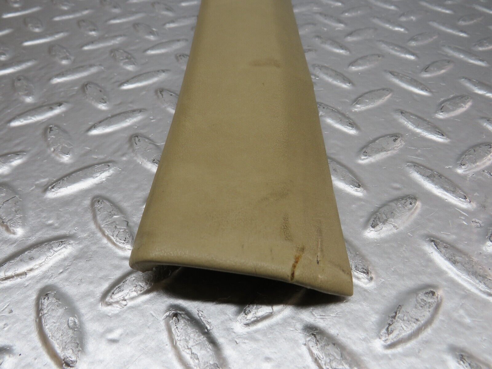 34122 Mercedes-Benz W124 230E A Pillar Cover Right Beige 1246920489