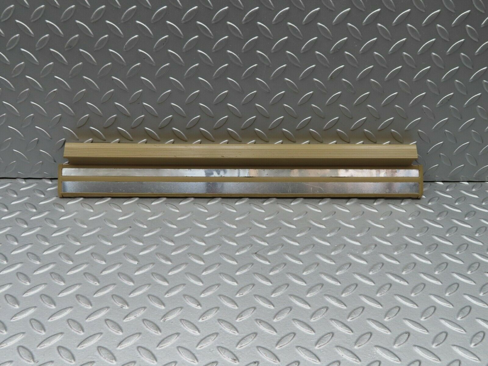 5239 Mercedes-Benz W124 230E Rear Door Sill Left