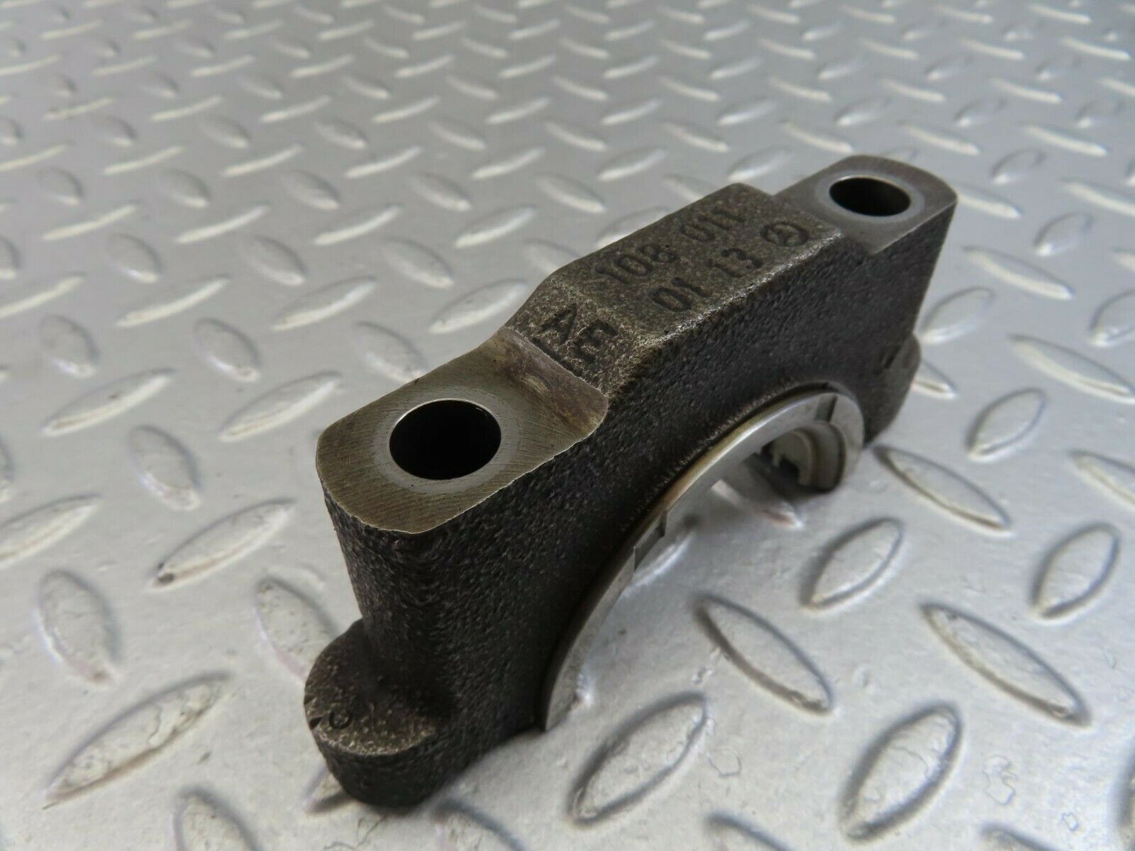 9872 Mercedes-Benz C123 280CE Coupe Crankshaft Bearing Holder Block 1080110113