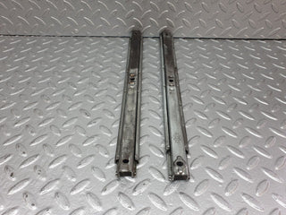 40791 Mercedes-Benz W123 300D Front Right Seat Rail Pair