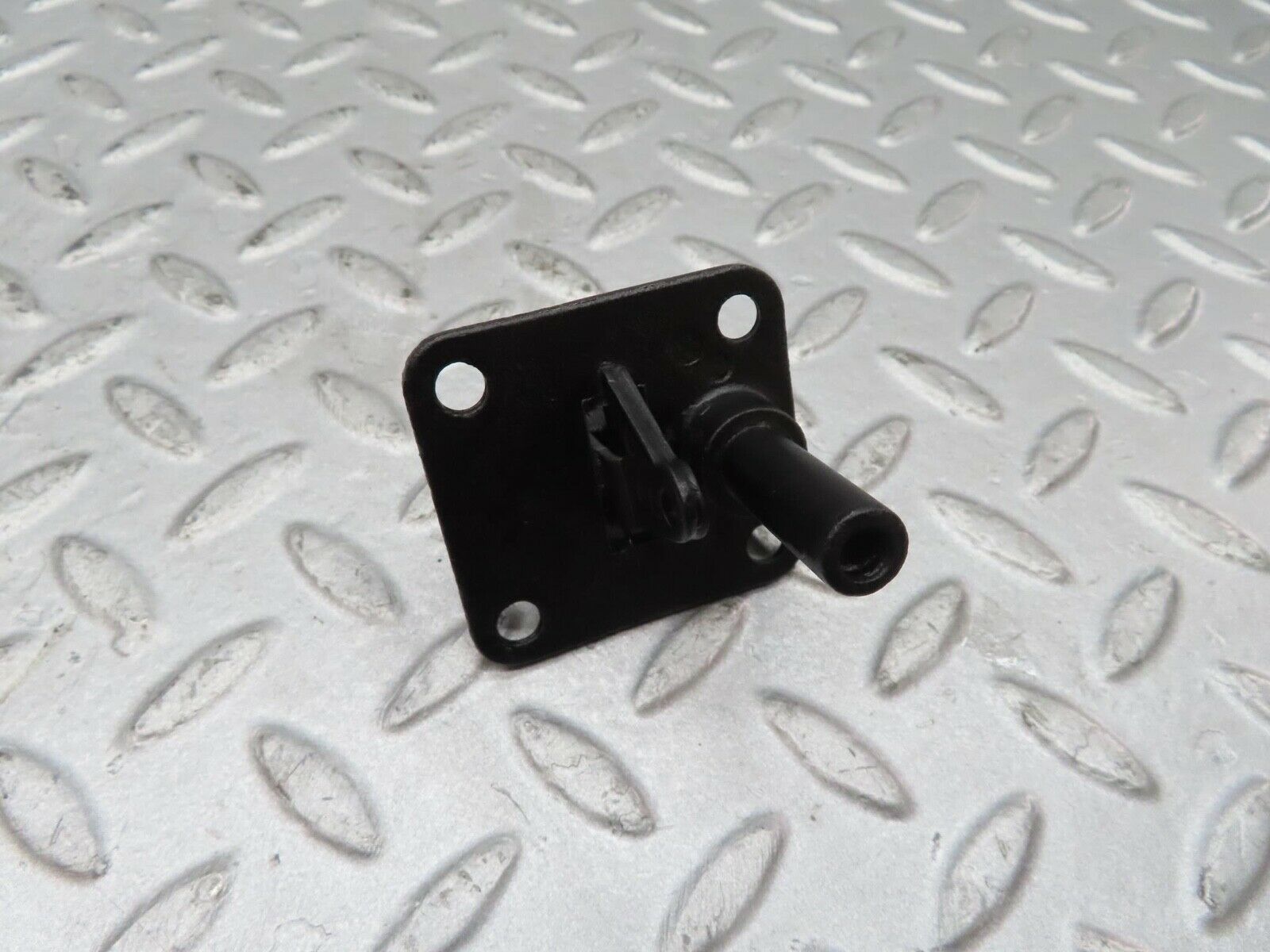 12447 Mercedes-Benz W108 280SE 3.5 Bonnet Lock Catch