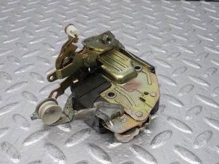32452 Mercedes-Benz S124 300TE Wagon Front Right Door Lock Mechanism