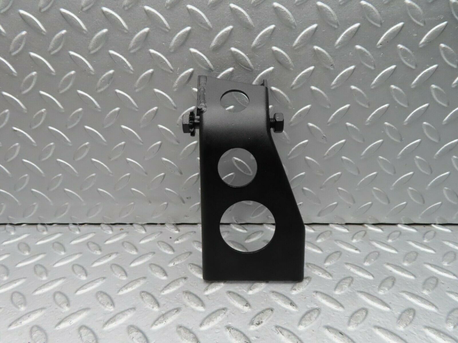 16618 Mercedes-Benz C107 380SLC Alternator Generator Bracket