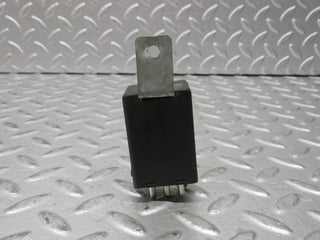 28669 Mercedes-Benz W123 230E Rear Heated Window Relay 1078200010