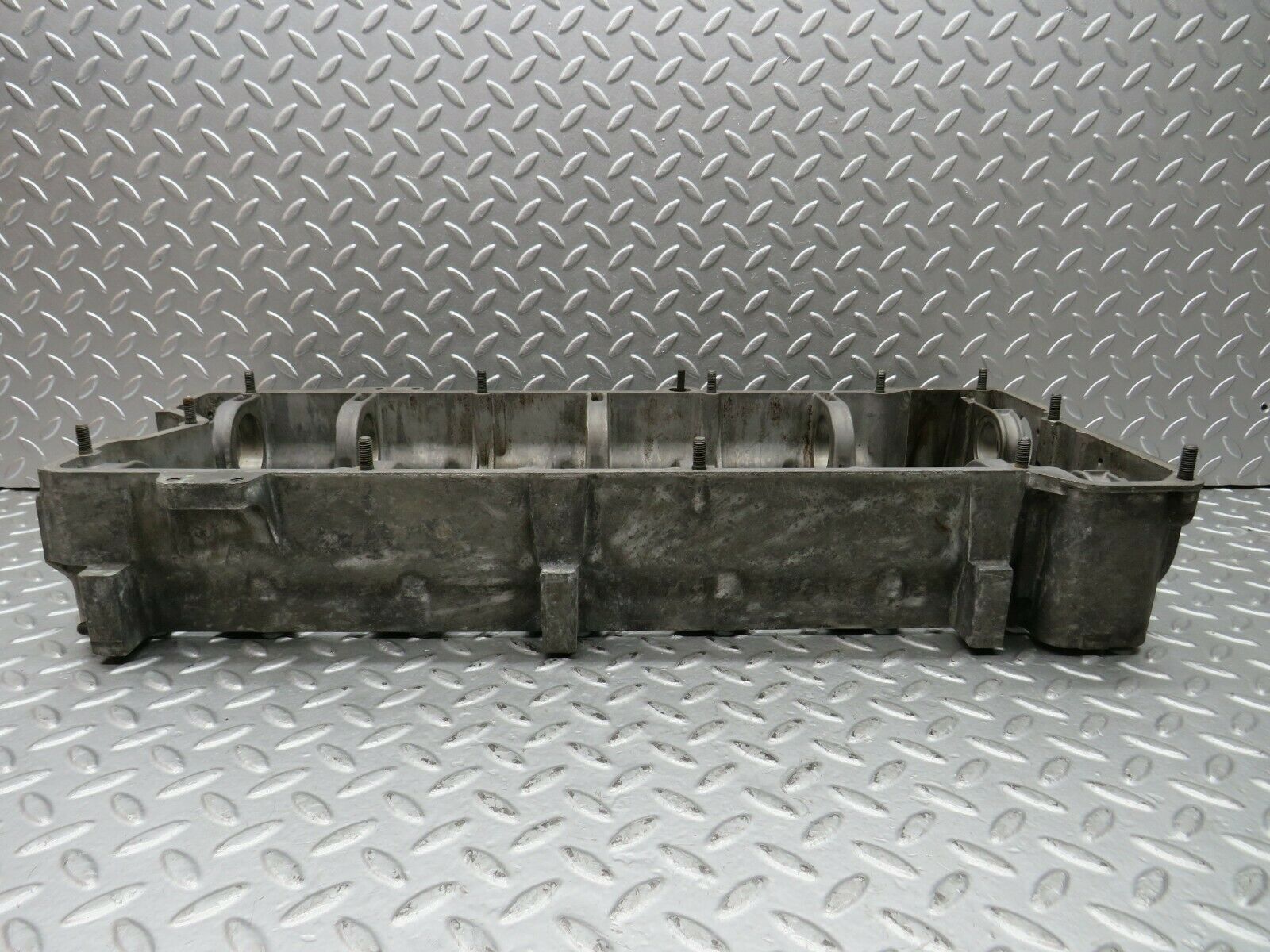 22229 Mercedes-Benz S123 280TE Wagon Camshaft Bearing Casing 1100163304
