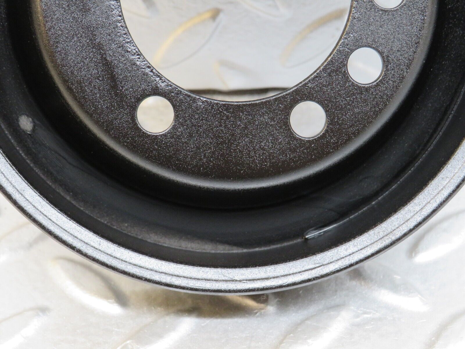 36794 Mercedes-Benz W201 190E 2.0L Crankshaft Pulley 6030320204