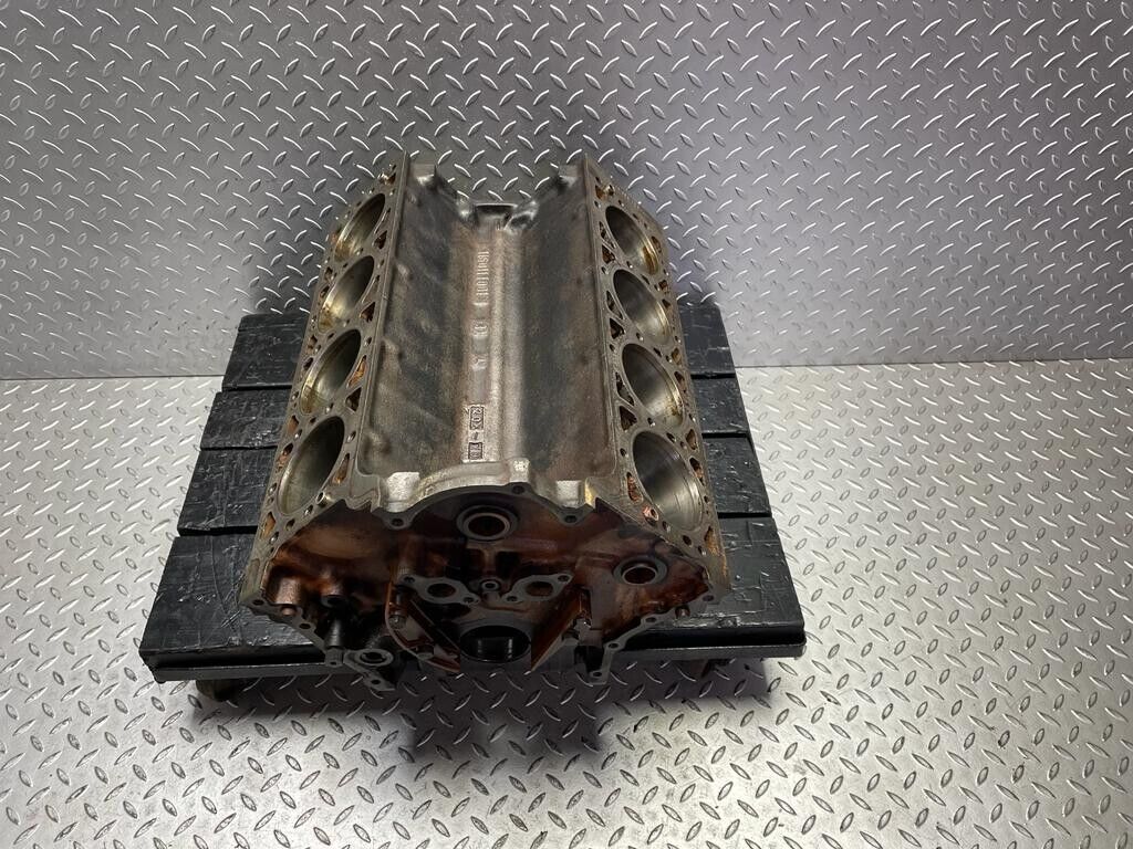 0205 Mercedes-Benz W116 350SE Engine Block M116.985 1160111001