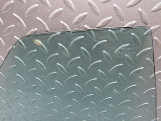 30083 Porsche 924 Rear Right Window Glass