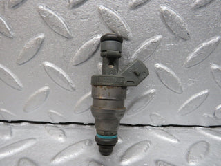R129 SL fuel injector used OEM