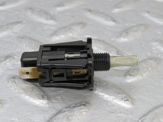 33323 Mercedes-Benz W202 C180 Door Contact Switch 2018202120