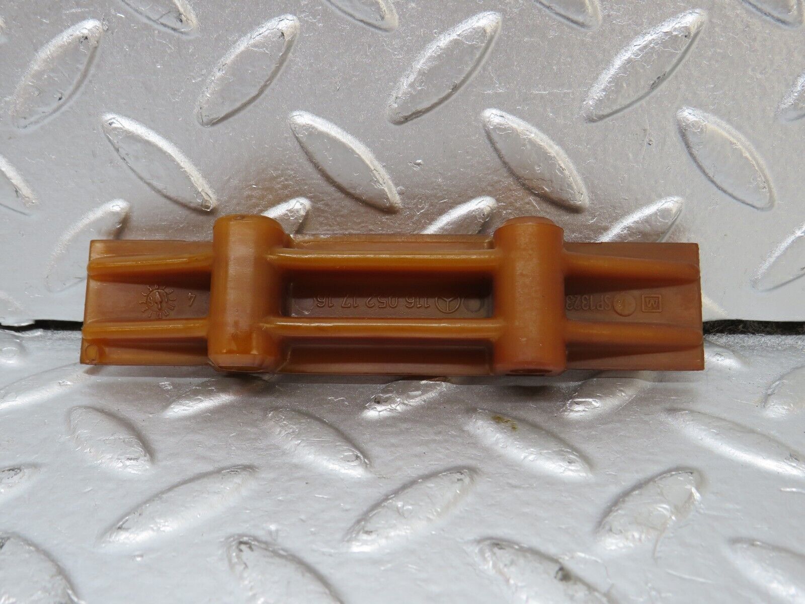 34492 Mercedes-Benz C126 380SEC Coupe Timing Chain Guide Rail 1160521716