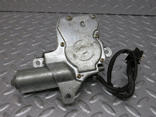 W124 Wagon rear wiper motor used OEM