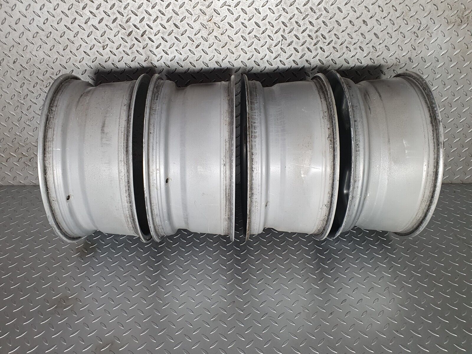 40863 Mercedes-Benz Alloy Wheel Set 7.5Jx17H2 ET35 KBA43991