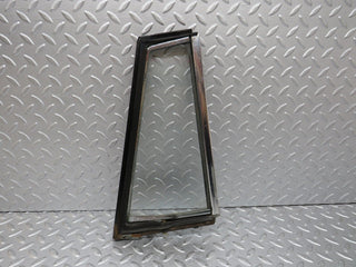 40501 Mercedes-Benz W110 230 Front Left Quarter Window