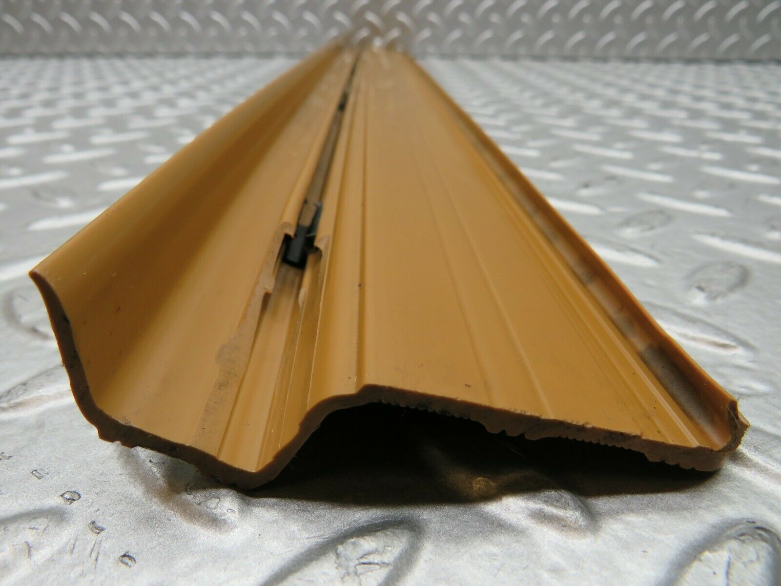 22048 Mercedes-Benz S123 280TE Wagon Front Right Door Sill Trim