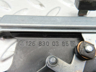 6386 Mercedes-Benz W126 380SE Rear Heater Regulator 1268300385