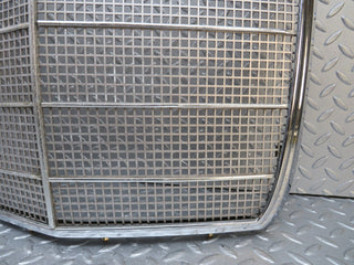 40343 Mercedes-Benz W110 230 Bonnet Grill Chrome