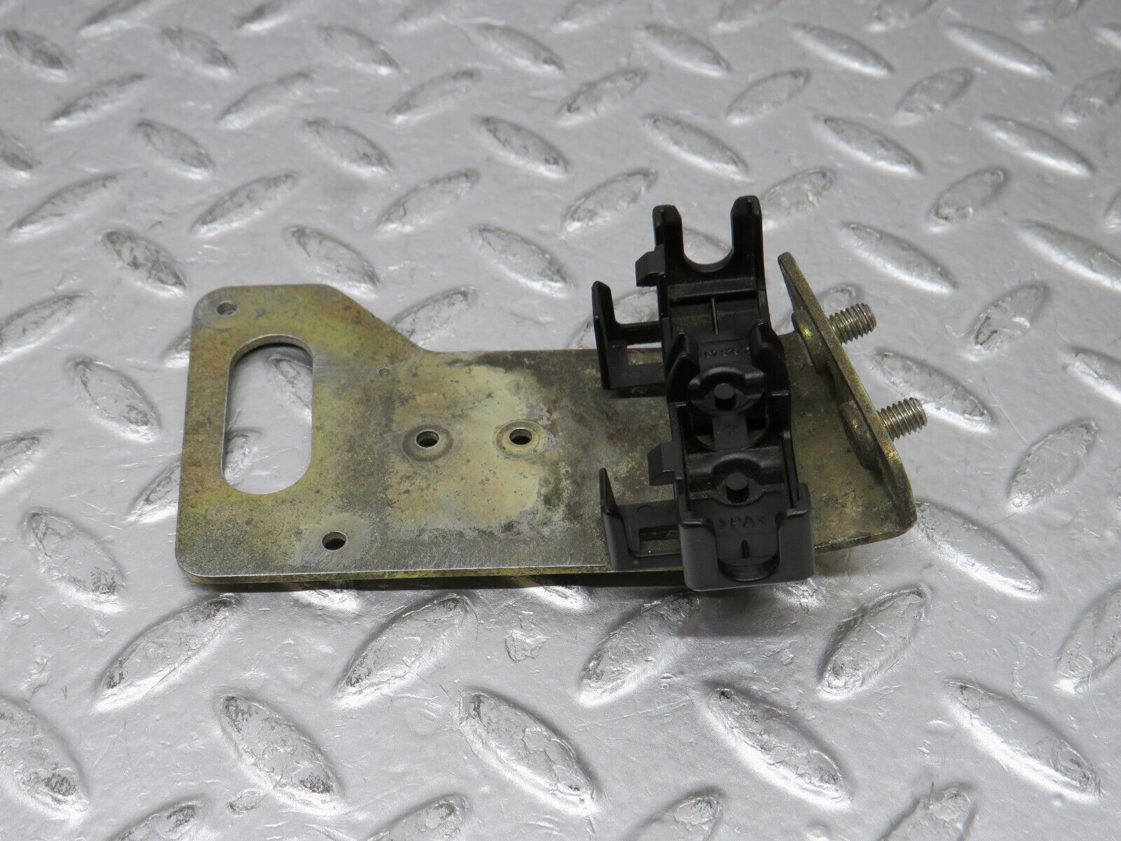 37993 Mercedes-Benz A124 320E Cabriolet ABS Cable Wire Bracket 1245454347