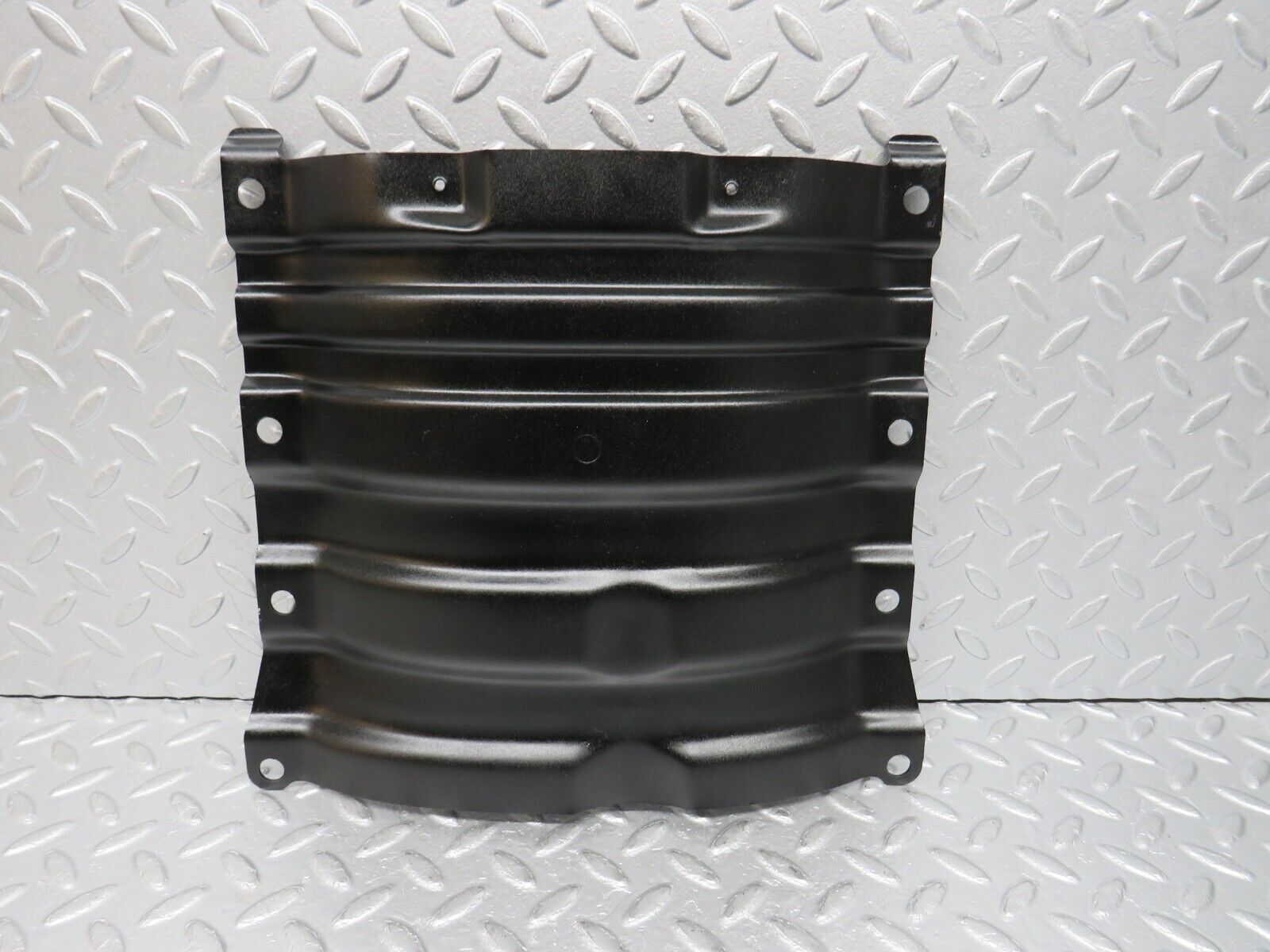 39566 Mercedes-Benz R129 320SL Coupe Automatic Gearbox Striker Plate