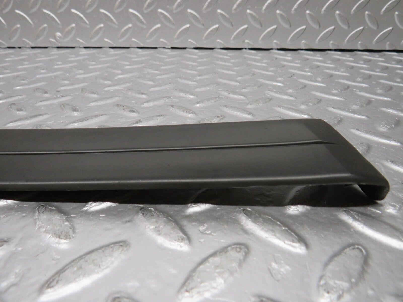 30783 Mercedes-Benz W201 190E 2.0L Front Left Fender Wing Lower Moulding Trim