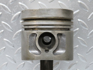 32934 Mercedes-Benz W123 300D Piston With Connecting Rod 90.875 mm 61502