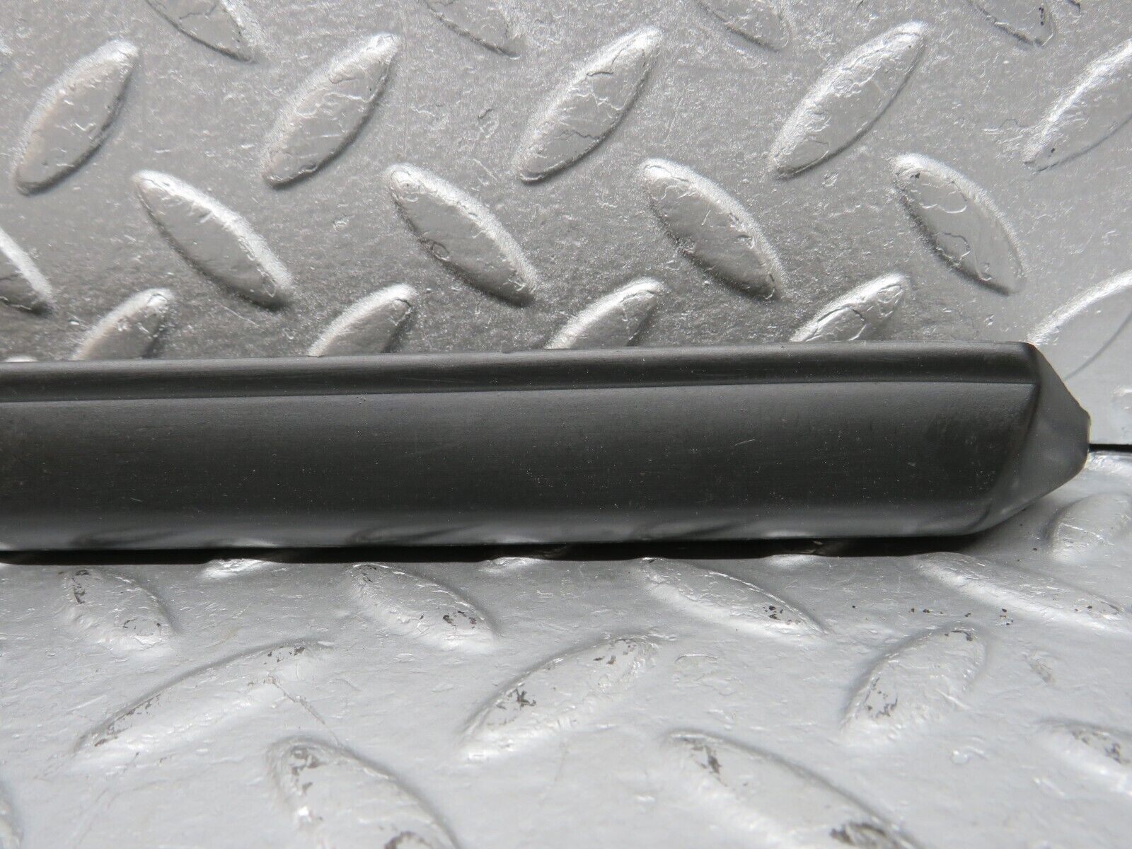 40126 Mercedes-Benz R107 350SL Front Left Fender Wing Lower Trim