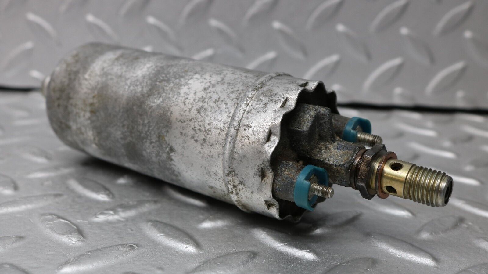 37191 Mercedes-Benz C126 420SEC Coupe Fuel Pump Bosch 0580254950 0020915901