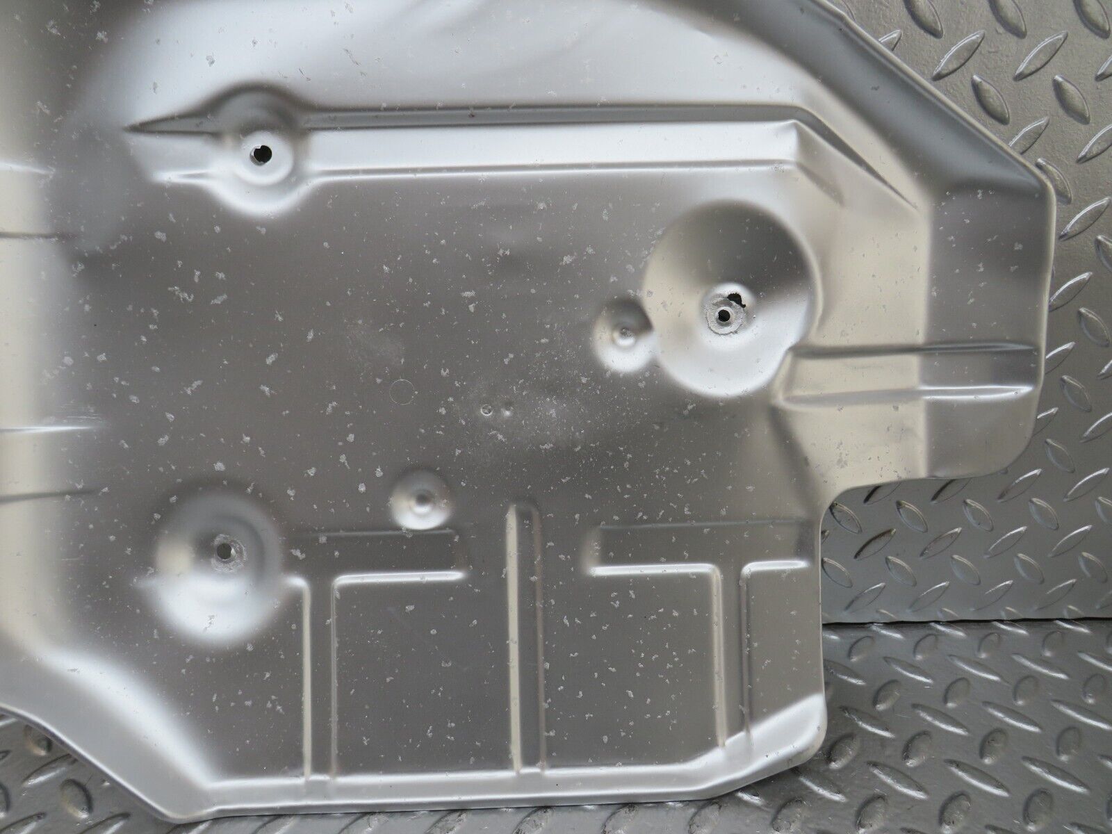 24714 Mercedes-Benz W140 S320 Exhaust Heat Shield