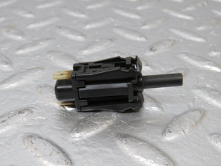 34137 Mercedes-Benz W124 260E Door Contact Switch 0015458714