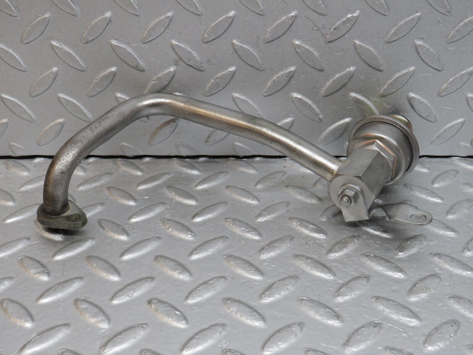 38116 Mercedes-Benz A124 320E Cabriolet EGR Valve Pipe 0001407860