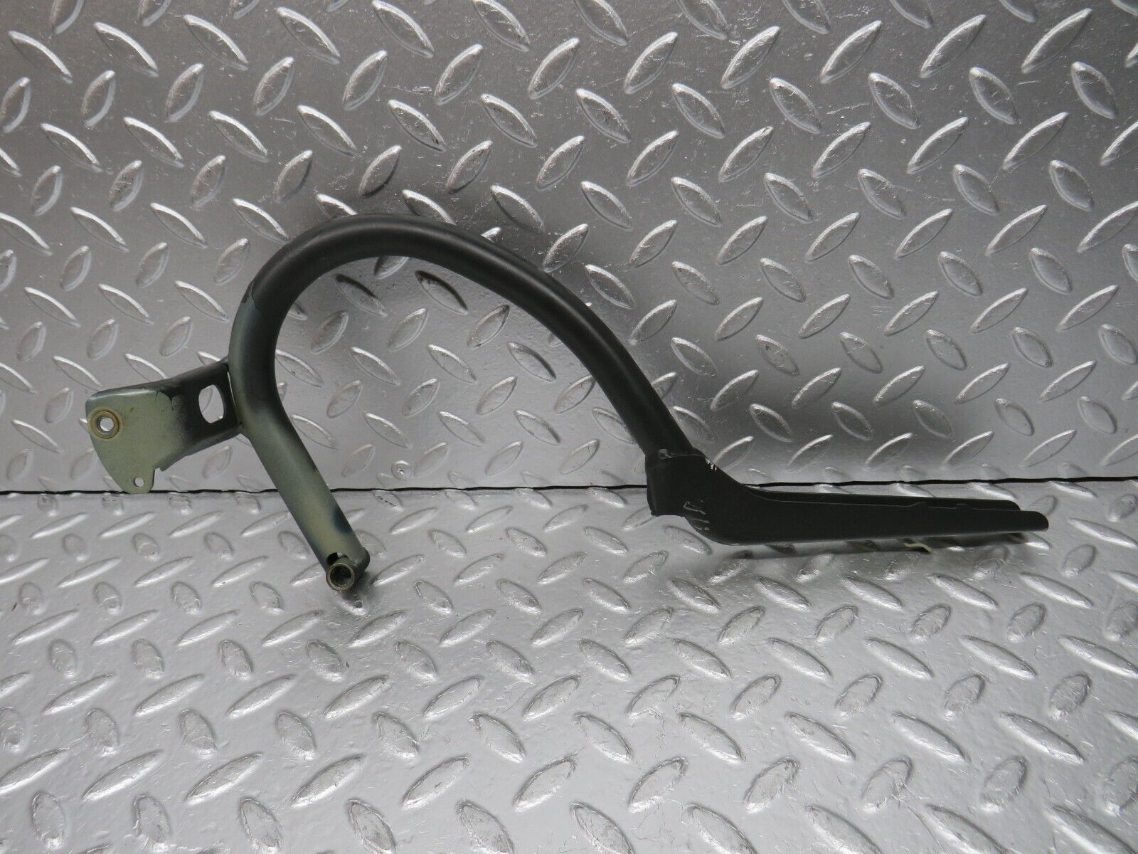 30662 Mercedes-Benz W201 190E 2.0L Boot Lid Trunk Hinge Right Side