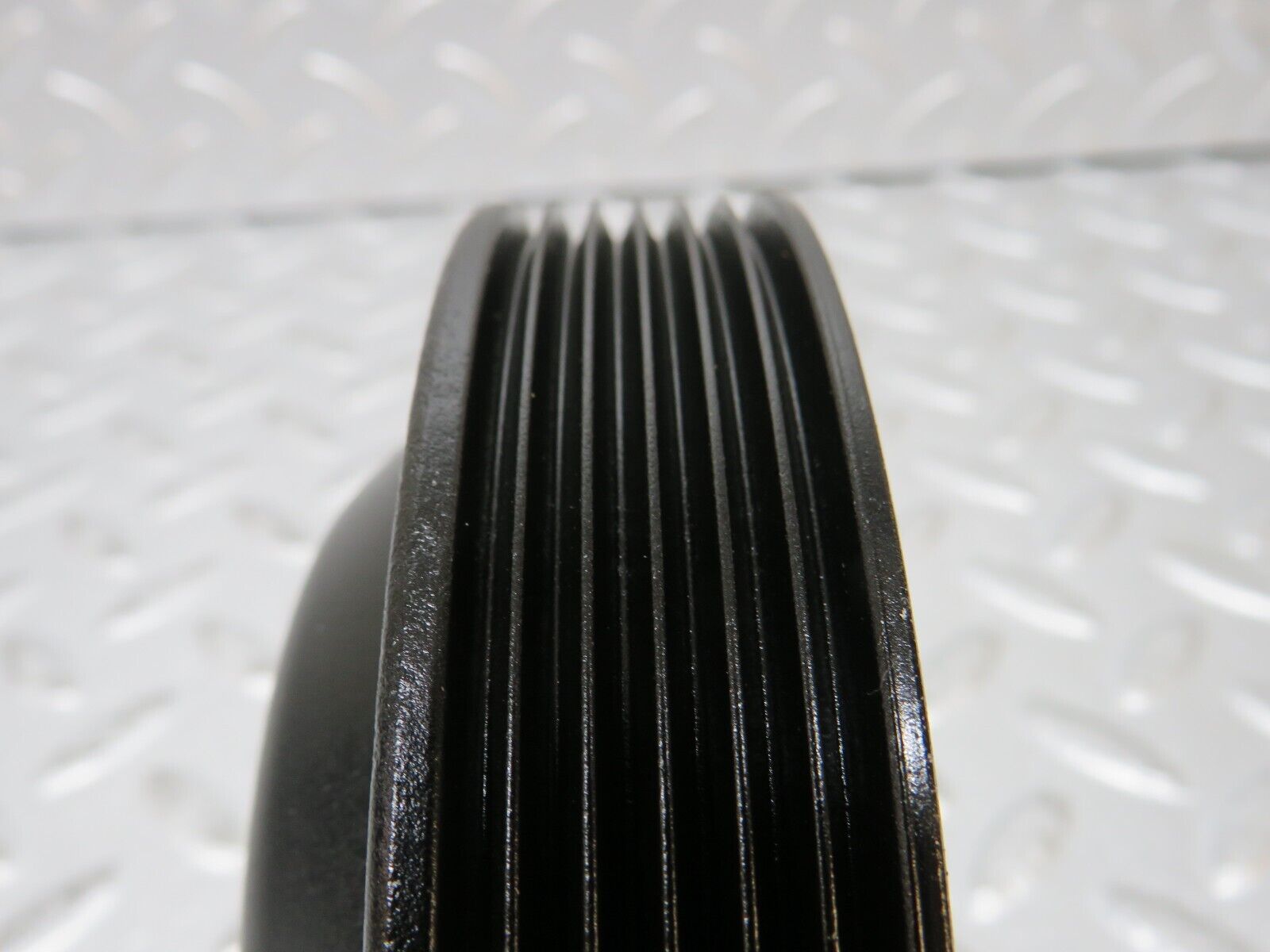 31544 Mercedes-Benz S124 220TE Wagon Water Pump Pulley 1112020110