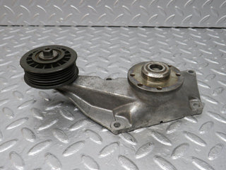 34146 Mercedes-Benz W124 260E Engine Cooling Fan Clutch Bracket 1032050805