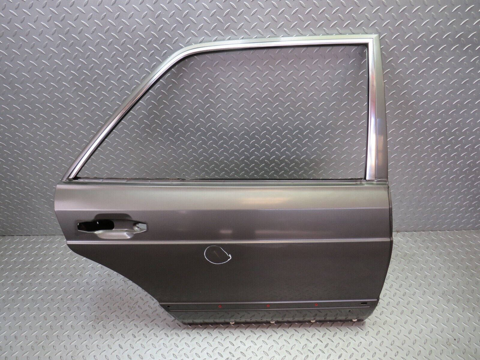 36223 Mercedes-Benz W126 420SE Rear Right Door