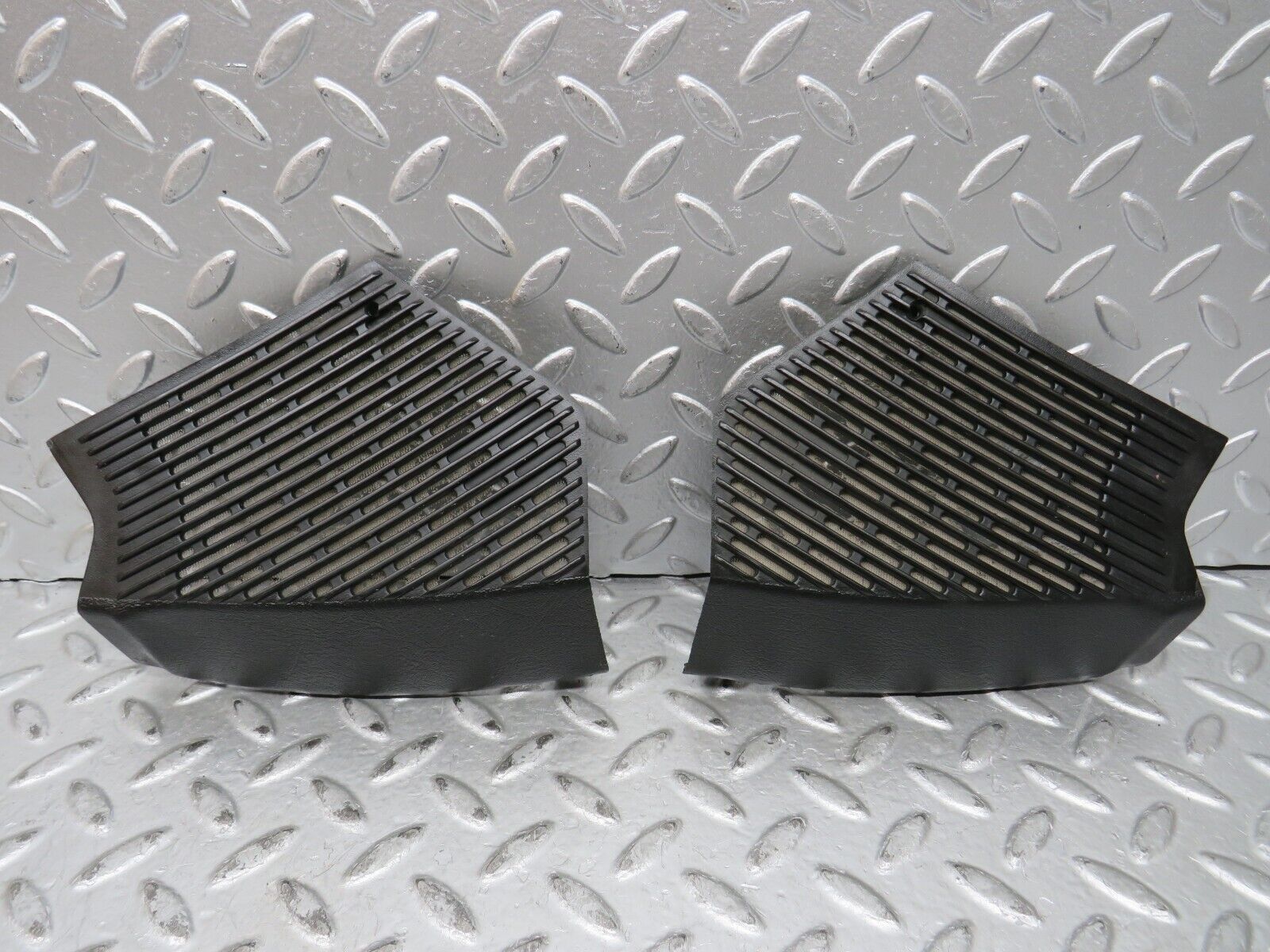 28599 Mercedes-Benz W123 240D Dashboard Speaker Covers 1236802707 1236802807