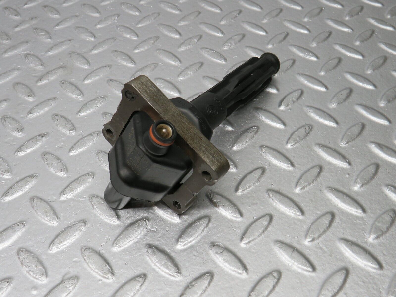 39496 Mercedes-Benz R129 320SL Coupe Ignition Coil 0001587003 0221506444 0001593542