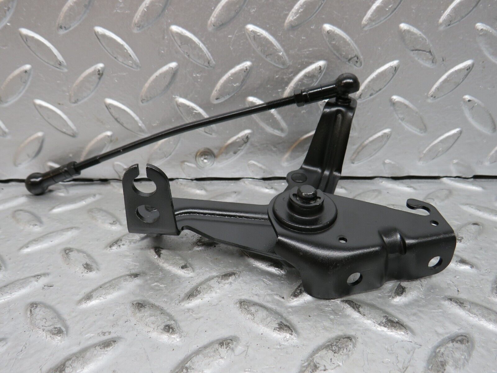 28459 Mercedes-Benz S123 240D Wagon Throttle Linkage