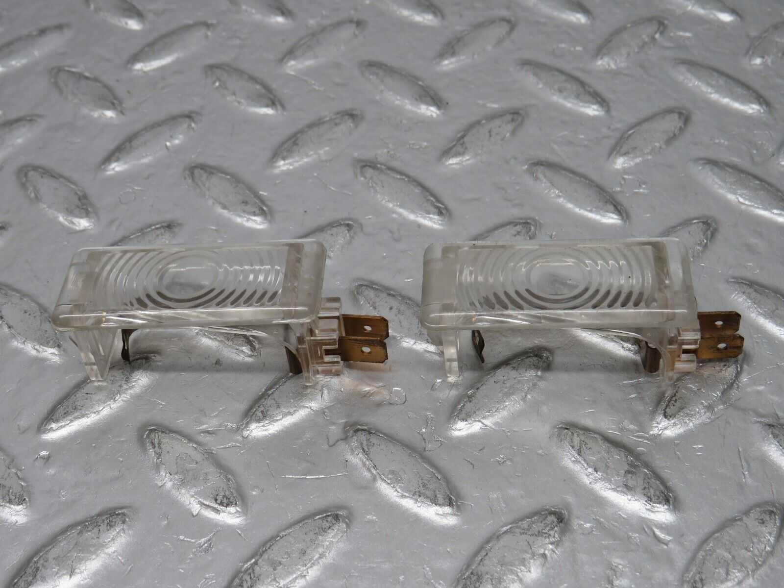 32465 Mercedes-Benz S124 300TE Wagon Under Dash Footwell Light 1248200401