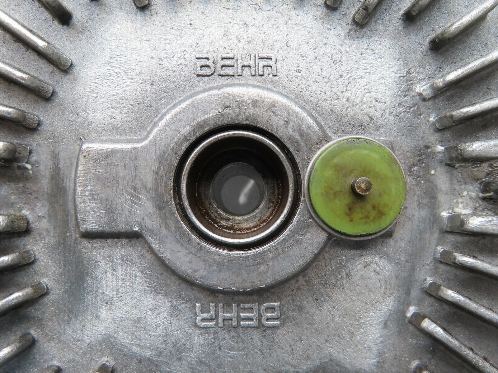 17305 Mercedes-Benz R129 300SL Coupe Engine Cooling Fan Clutch