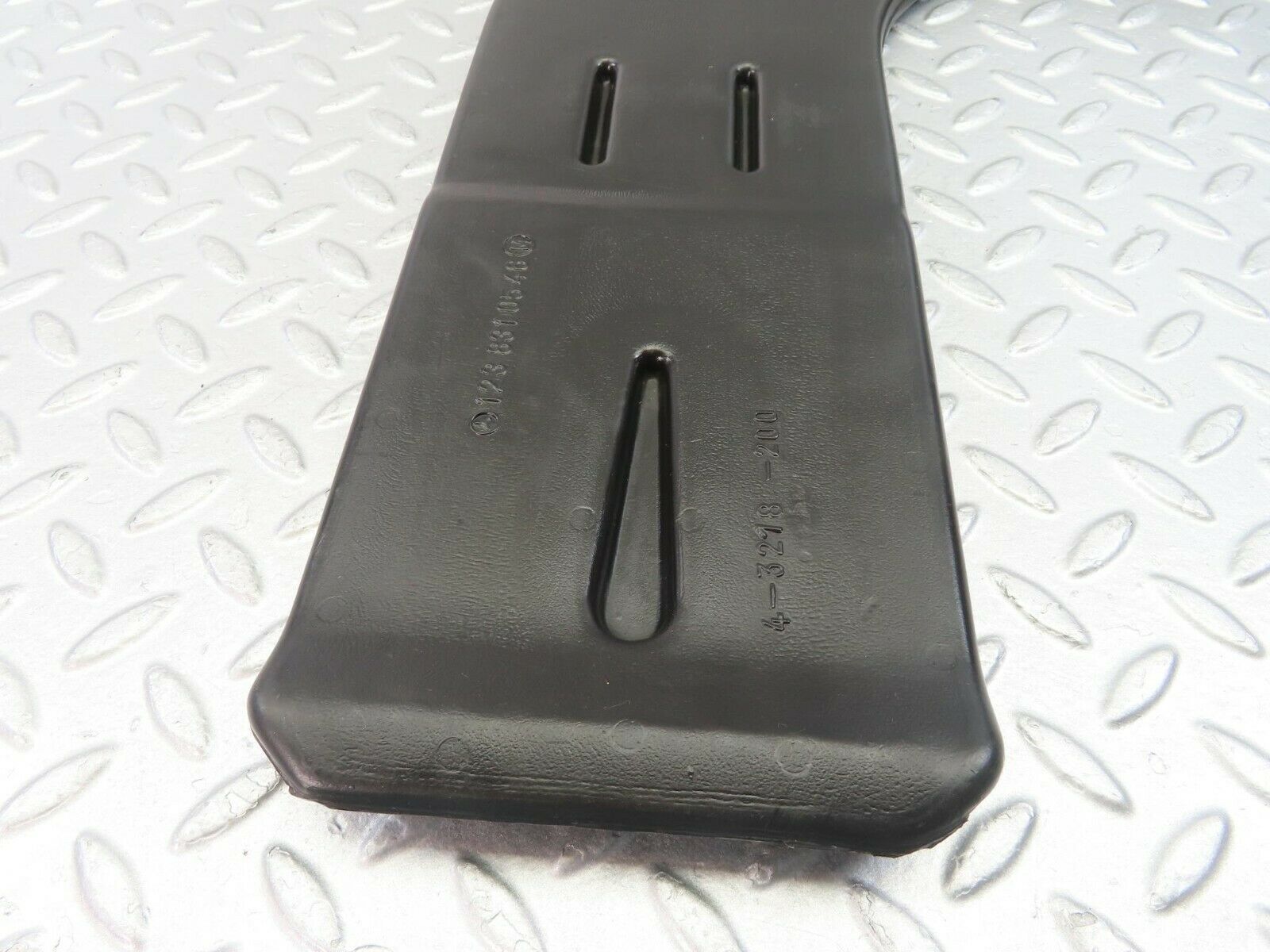 10702 Mercedes-Benz W123 230E Air Duct Heater Ventilation Left 1238310546