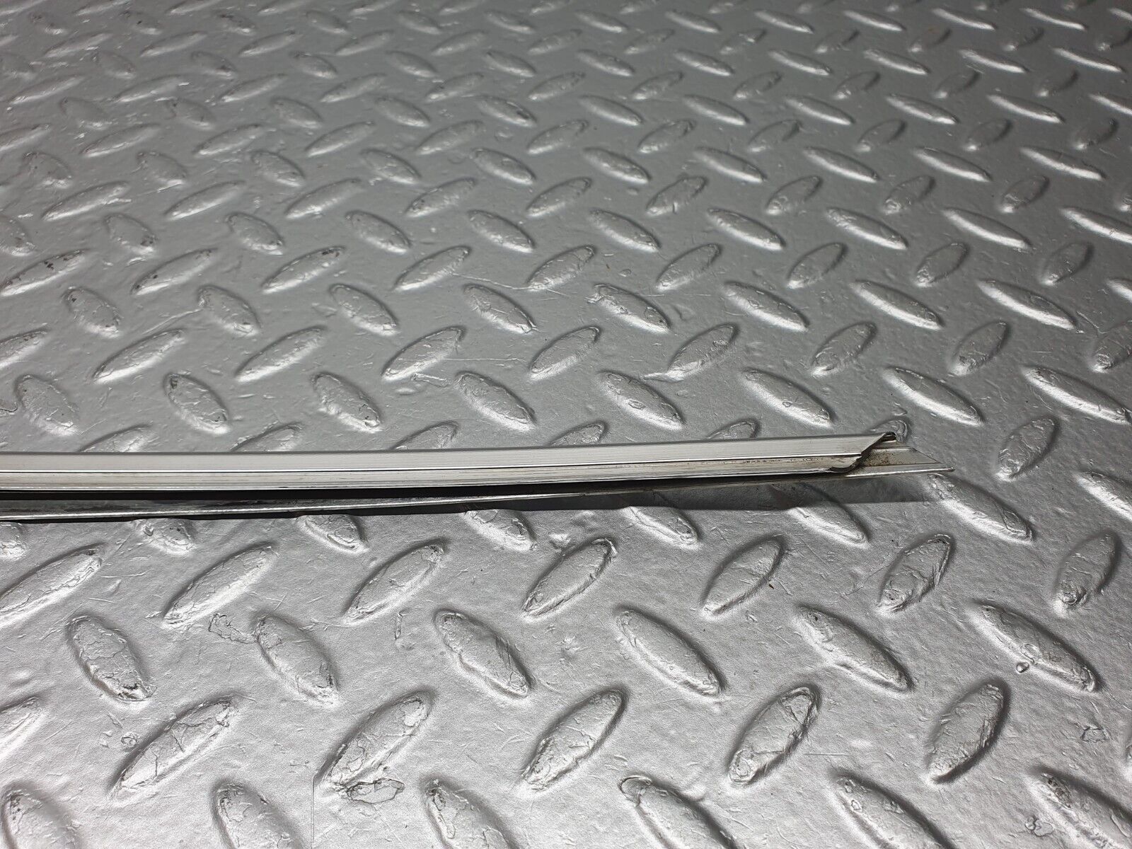40772 Mercedes-Benz W123 300D Rear Left Door Window Chrome Frame
