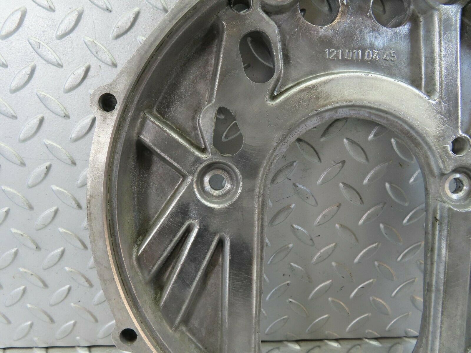 9514 Mercedes-Benz C124 300CE Coupe Gearbox Flange 1210110445