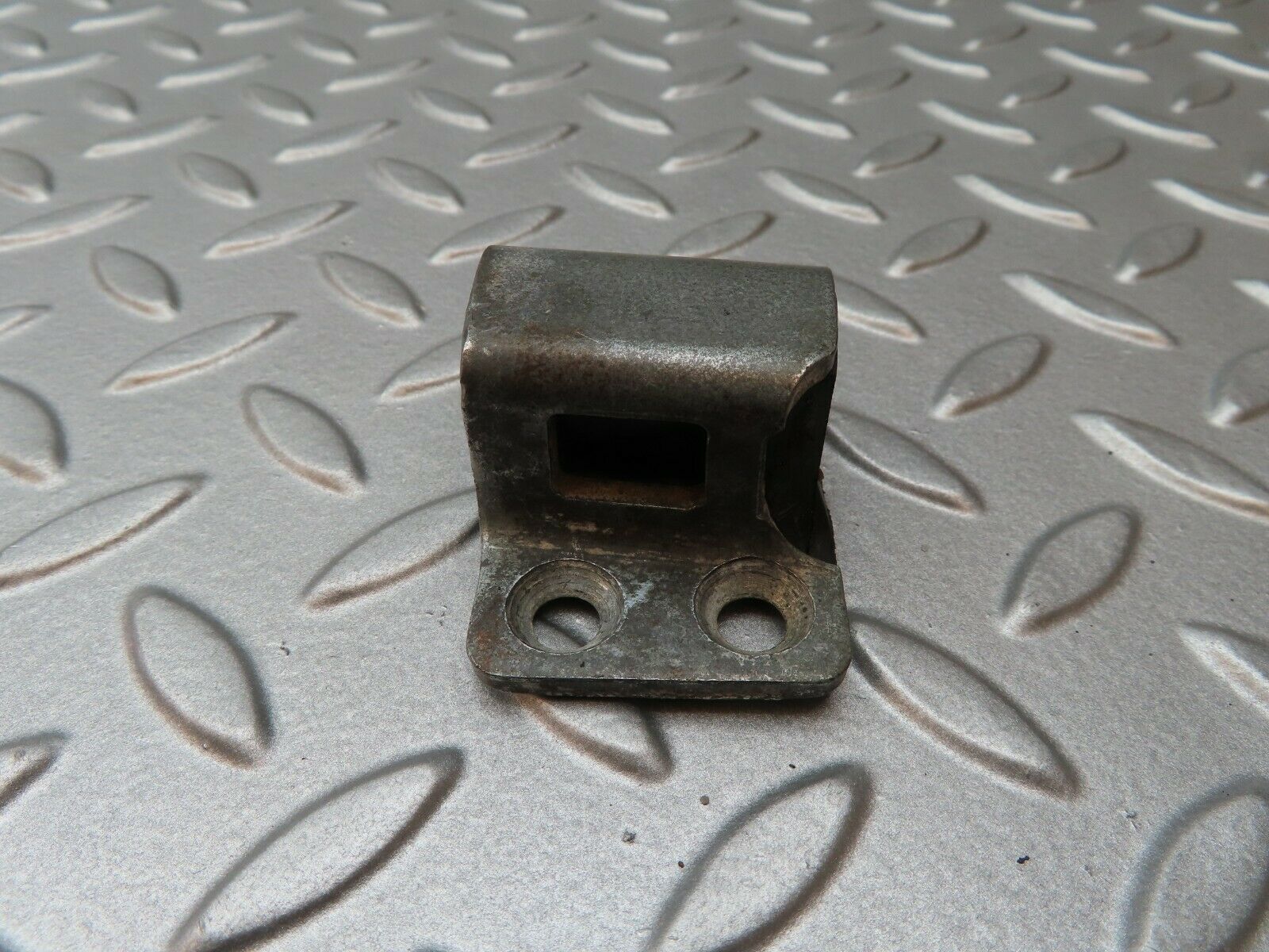 4111 Mercedes-Benz W108 280SE Door Lock Latch Left Side