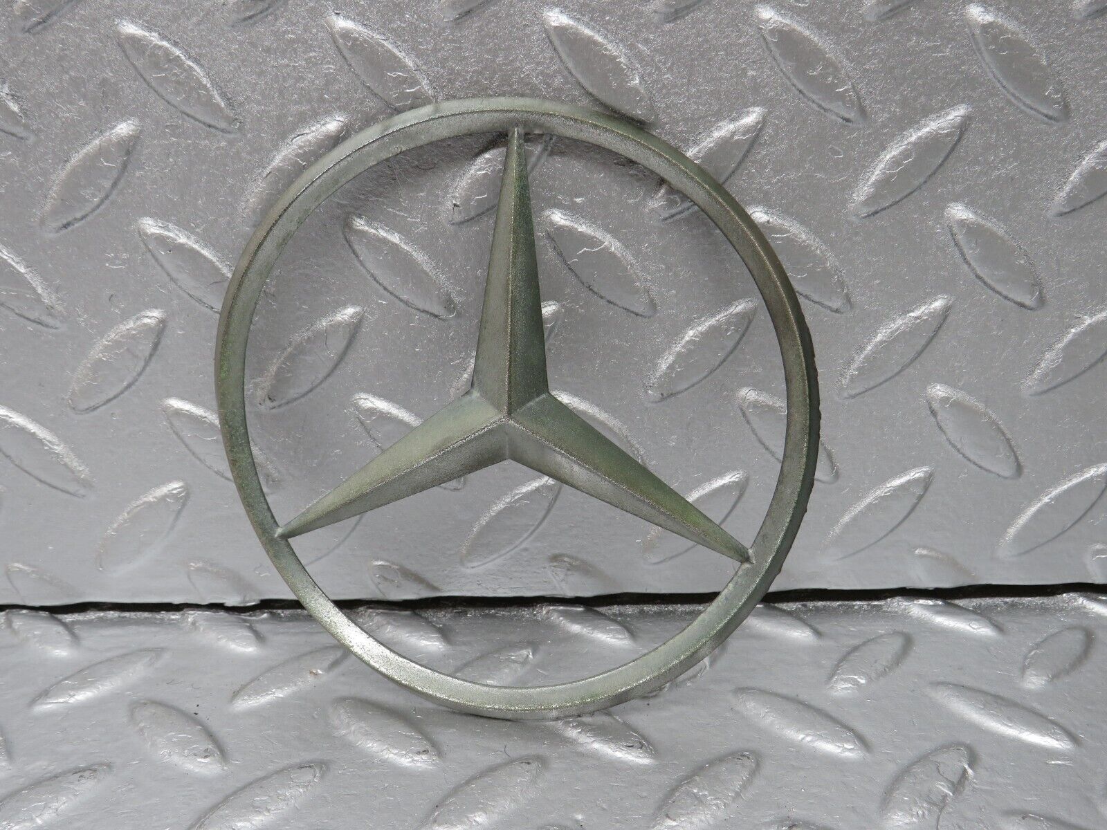 40320 Mercedes-Benz W110 230 Trunk Lid Badge Emblem 1107580058