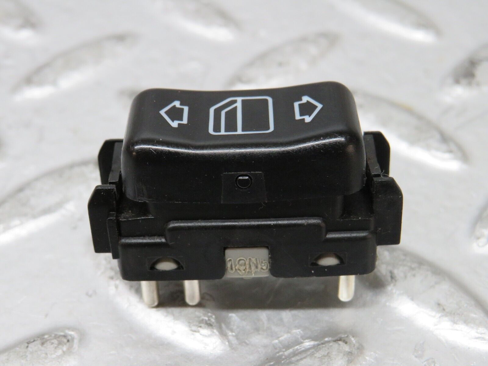 27565 Mercedes-Benz S124 300TE Electric Window Switch Right Side 1248209010