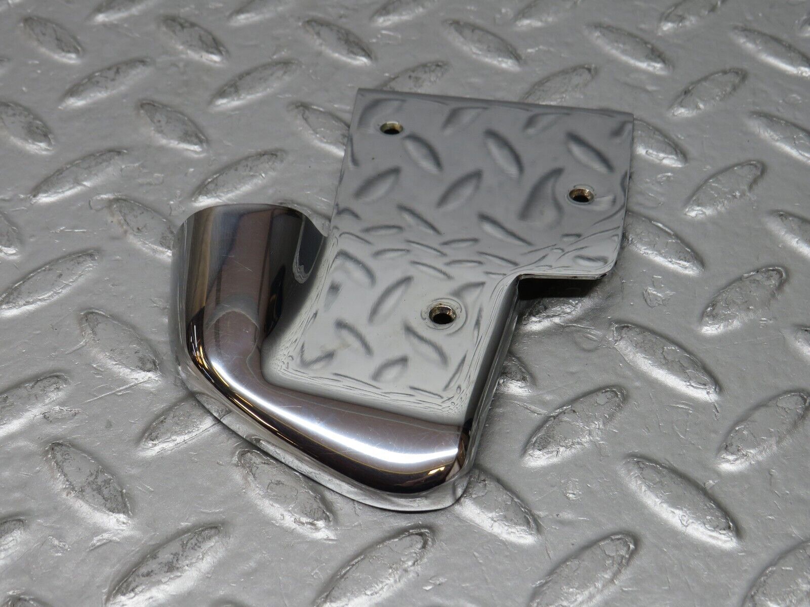 37763 Mercedes-Benz A124 320E Cabriolet B Pillar Chrome Cover Plate Right Side