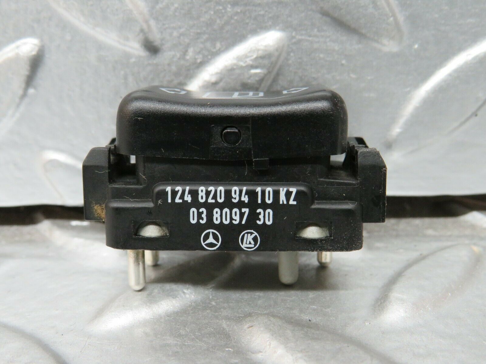 24286 Mercedes-Benz S124 220TE Right Electric Window Switch  1248209410
