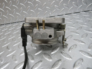 30461 Mercedes-Benz W124 230E Throttle Body Valve With Switch 0011409053